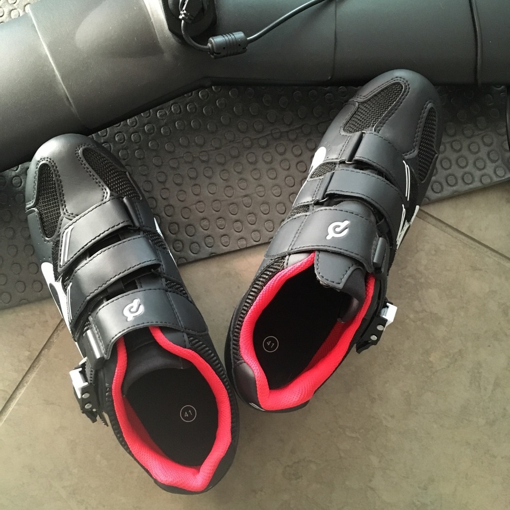 Like New! Black Peloton Shoes Size 41 with clips